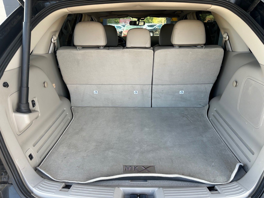 2011 Lincoln MKX Image 11