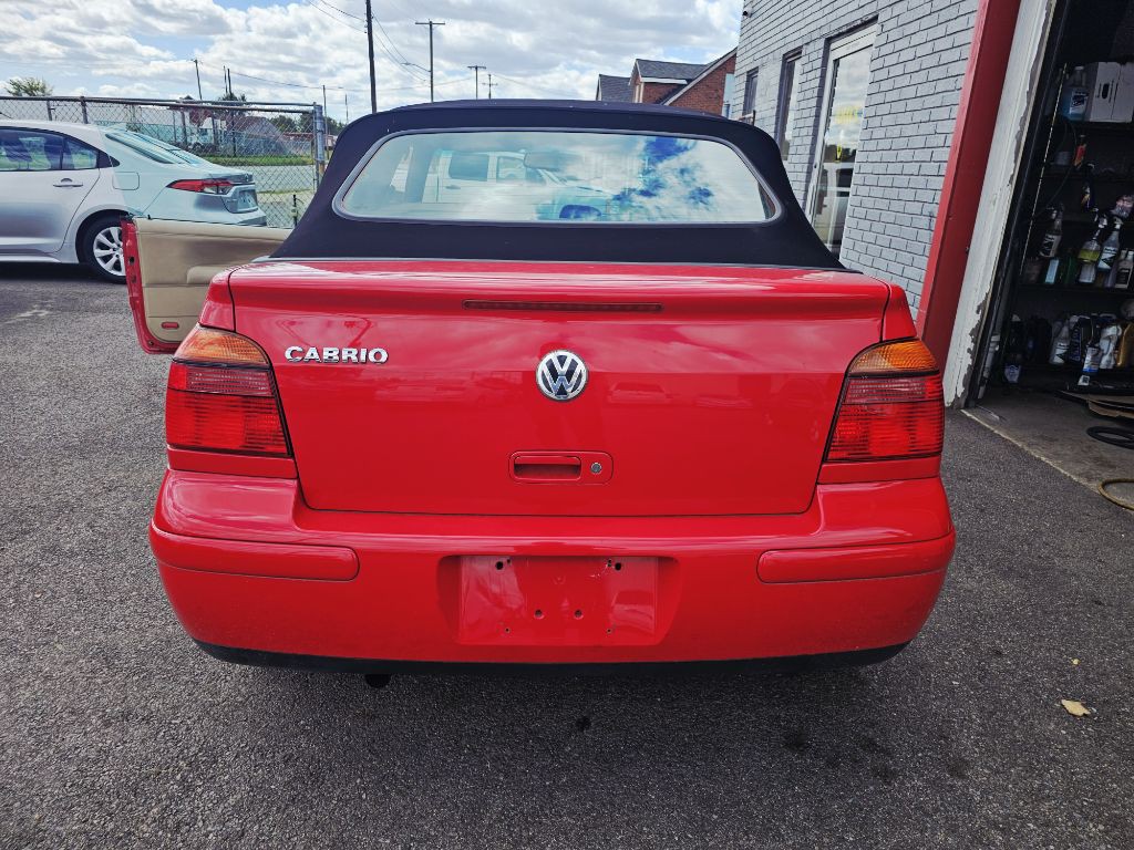 2001 Volkswagen Cabrio Image 1