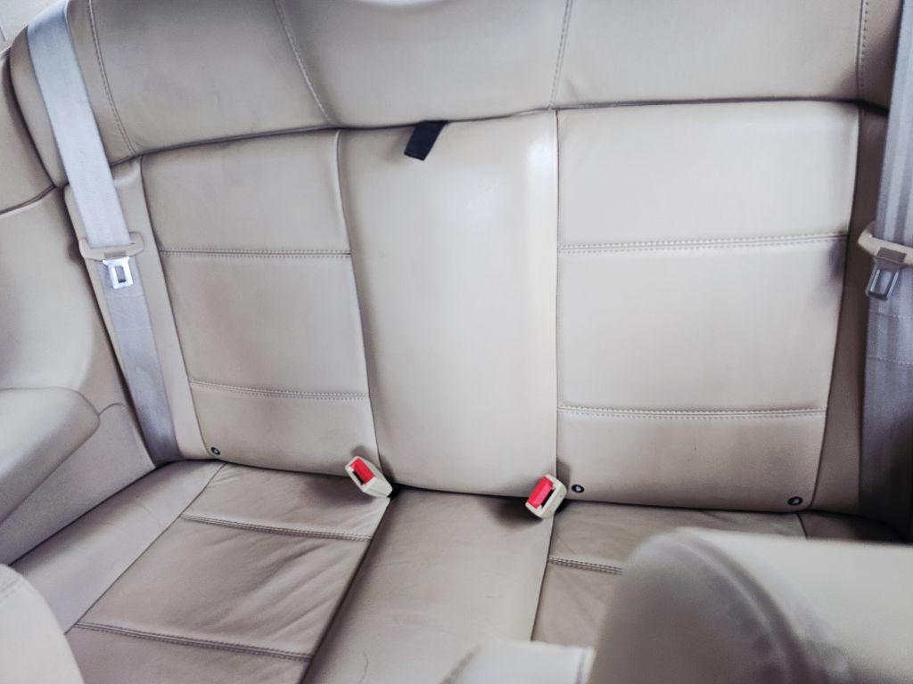 2001 Volkswagen Cabrio Image 9