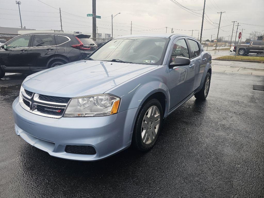 2013 Dodge Avenger Image 2