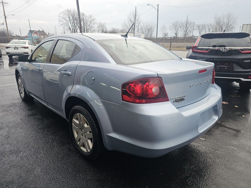 2013 Dodge Avenger Image 7