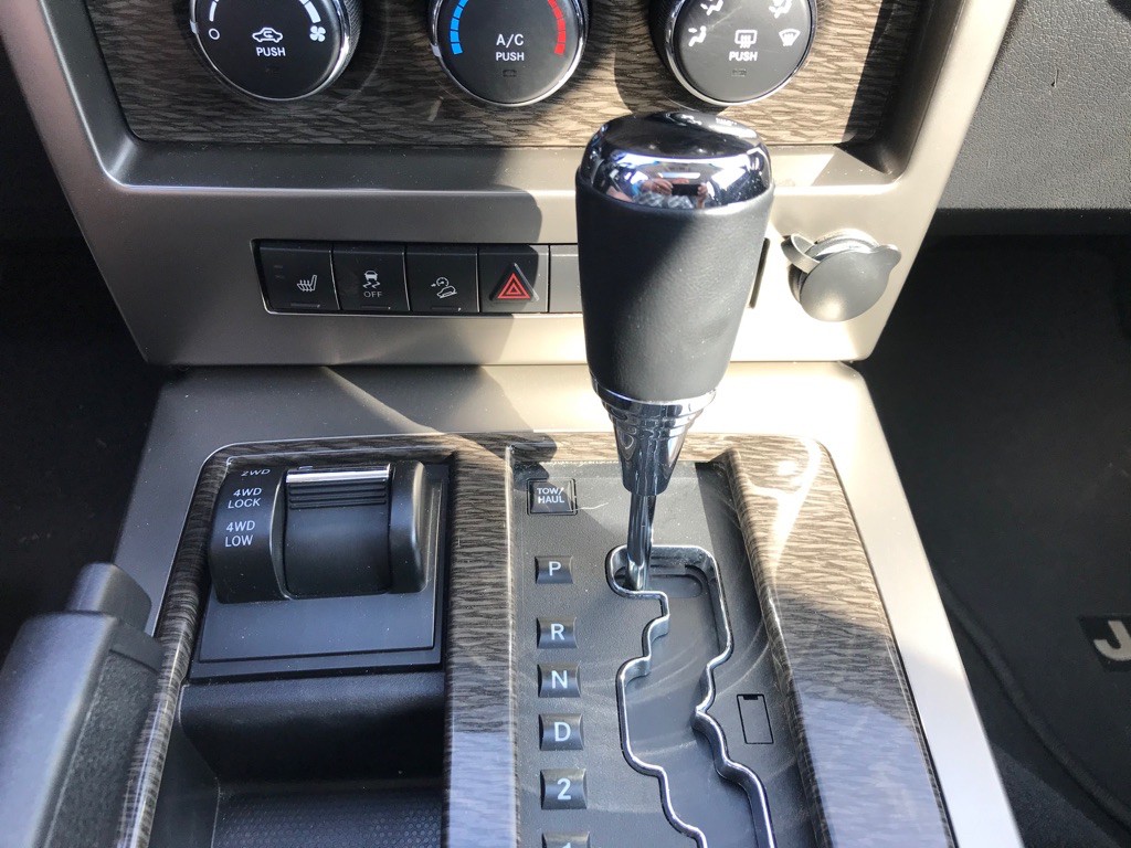 2011 Jeep Liberty Image 14