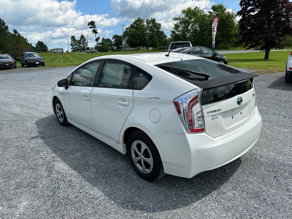 2012 Toyota Prius Image 3
