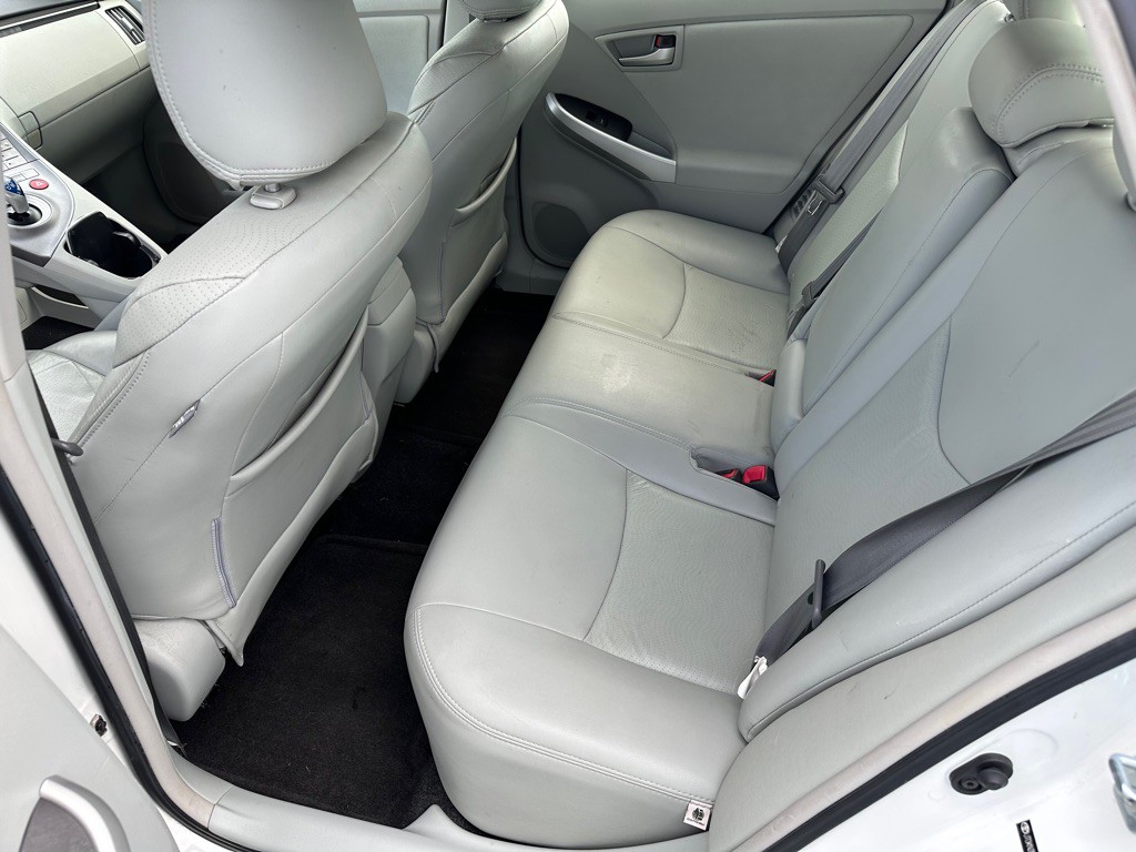 2012 Toyota Prius Image 10