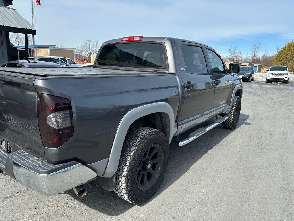 2015 Toyota Tundra Image 6