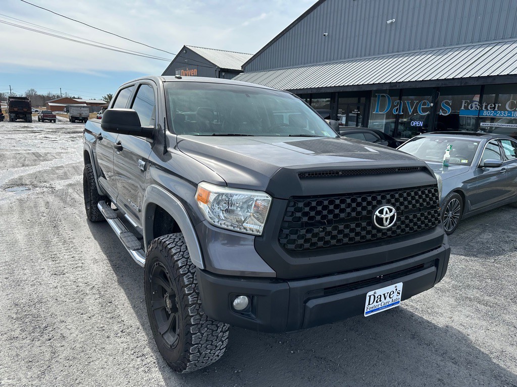 2015 Toyota Tundra Image 11