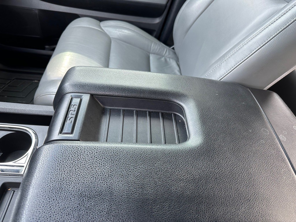 2015 Toyota Tundra Image 29