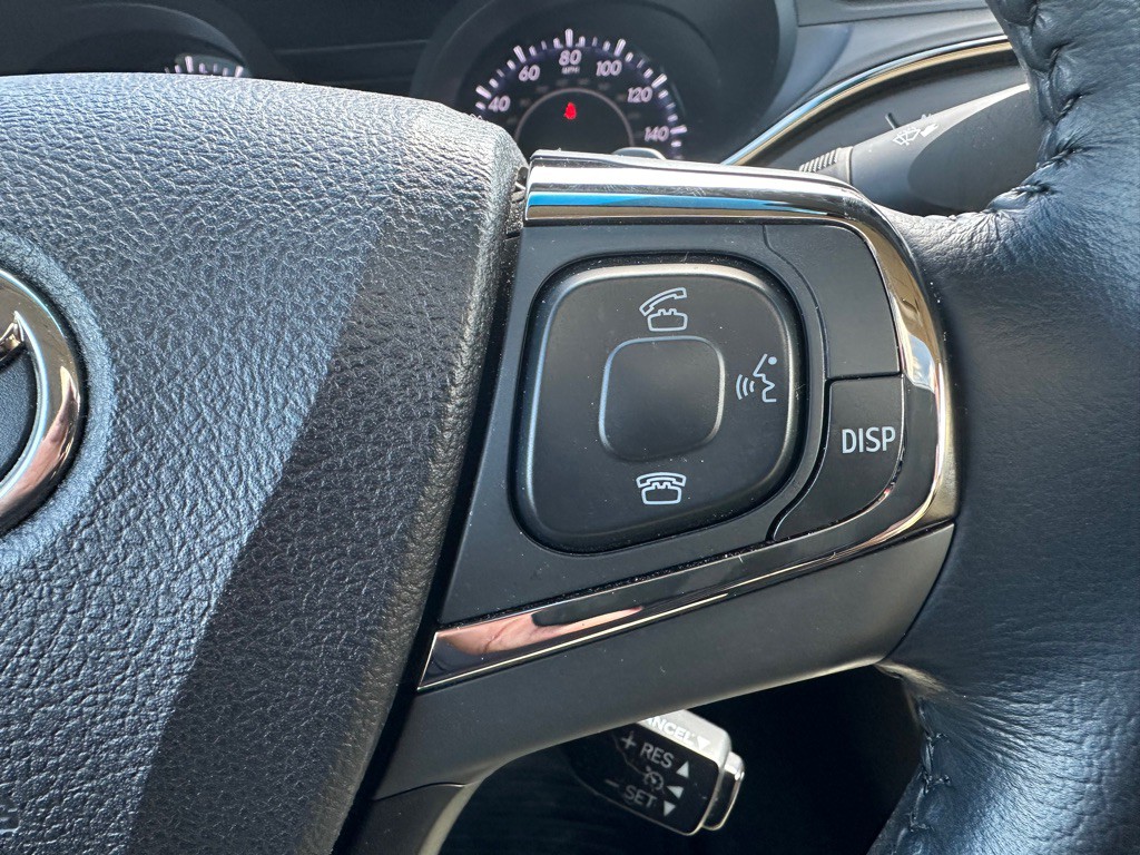 2015 Toyota Avalon Image 20