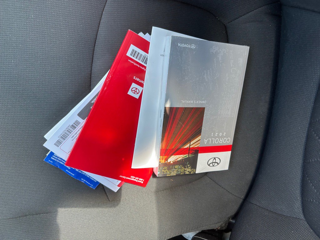 2021 Toyota Corolla Image 16