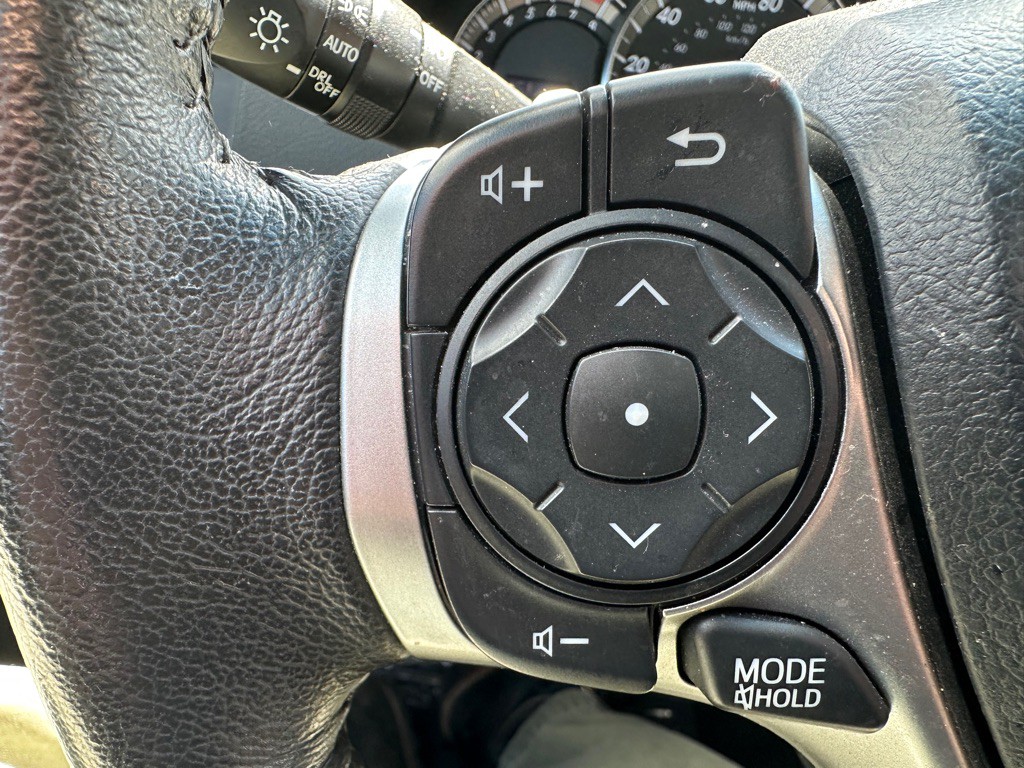 2012 Toyota Camry Image 15