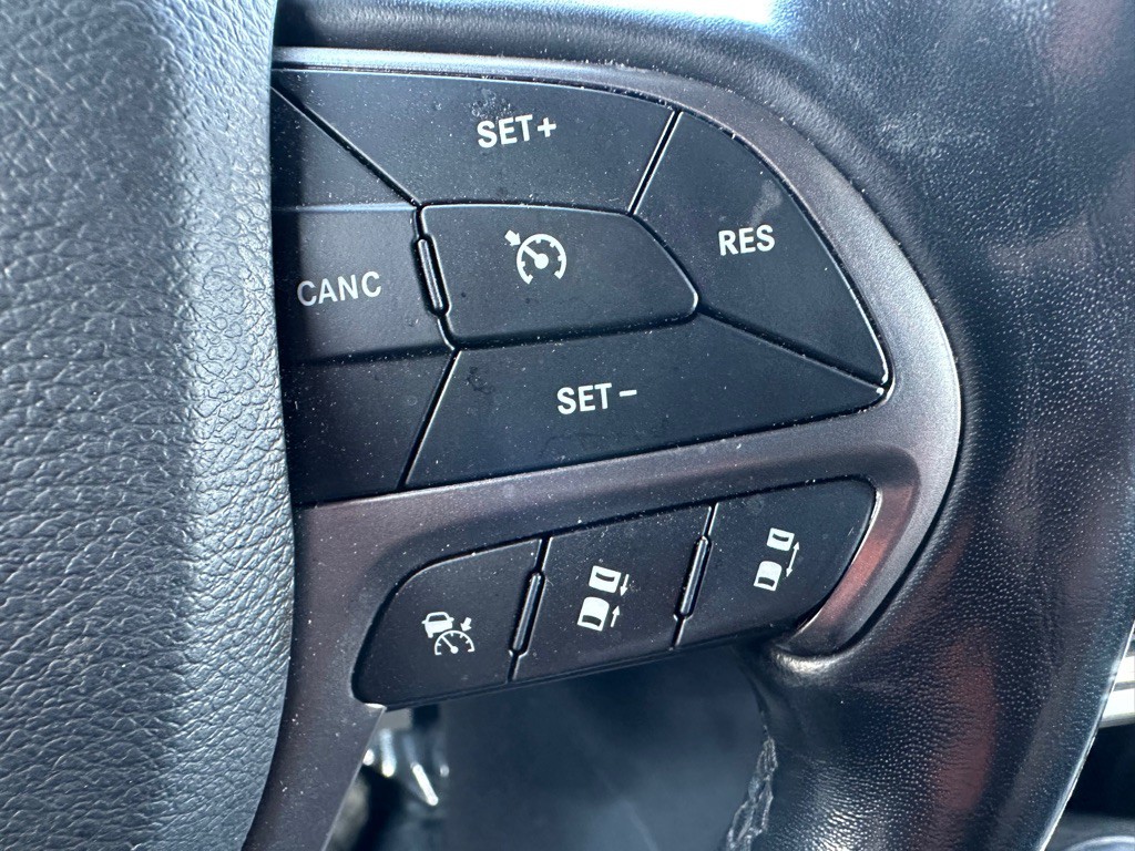 2020 Jeep Grand Cherokee Image 39