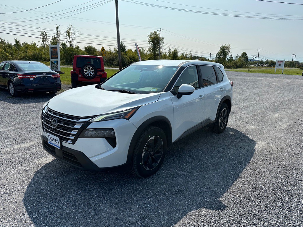 2024 Nissan Rogue Image 1