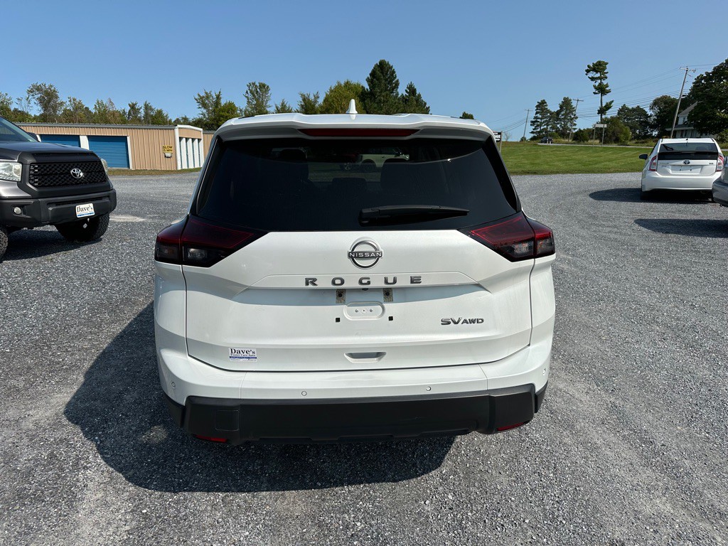 2024 Nissan Rogue Image 4