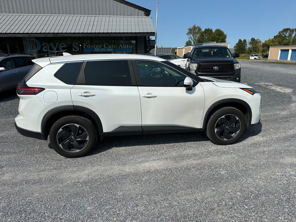 2024 Nissan Rogue Image 6