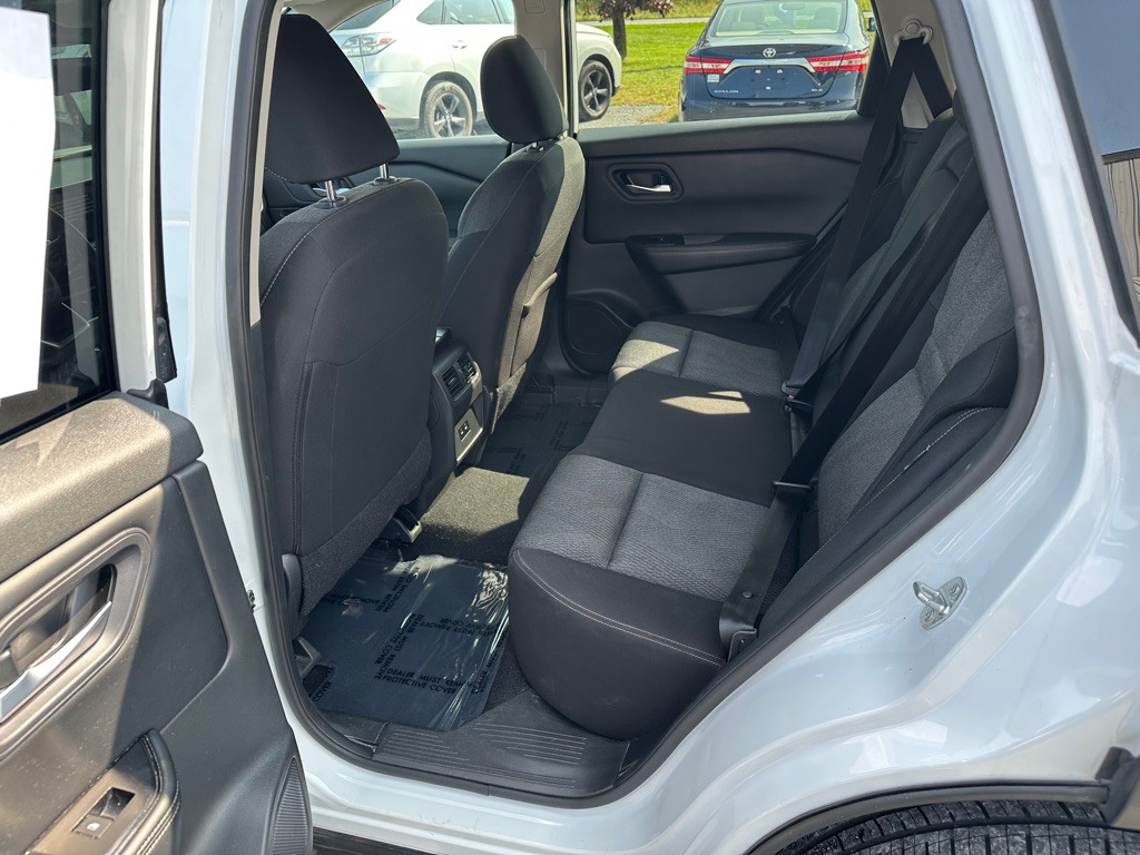 2024 Nissan Rogue Image 12