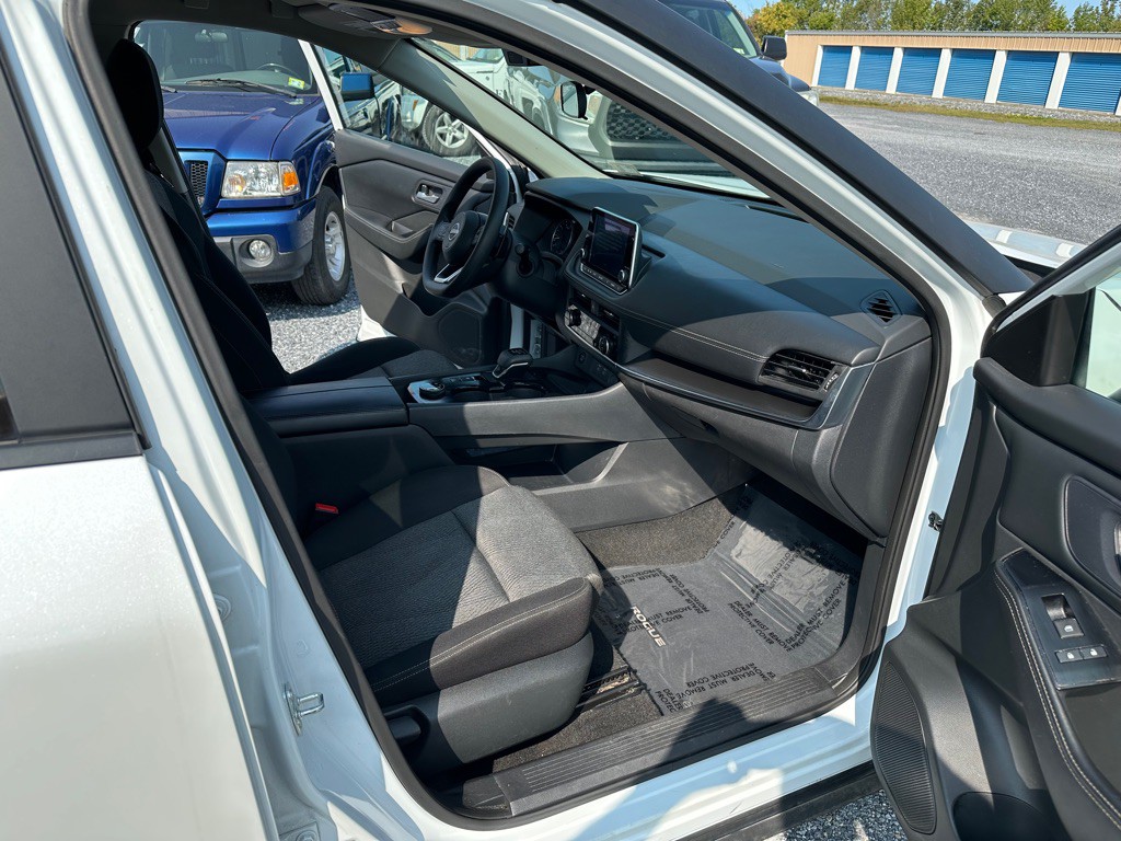 2024 Nissan Rogue Image 15
