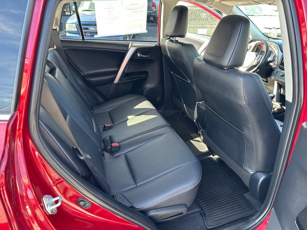 2018 Toyota Rav4 Image 15