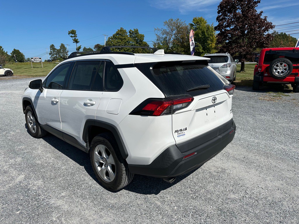 2021 Toyota Rav4 Image 3