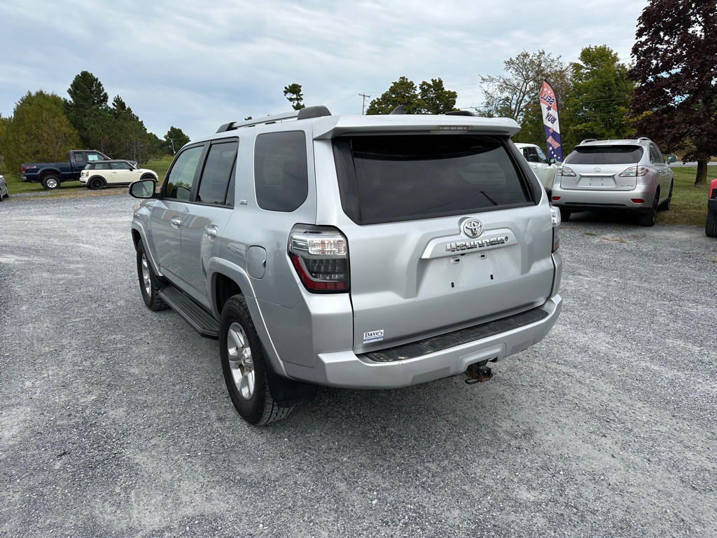 2019 Toyota 4Runner Image 5