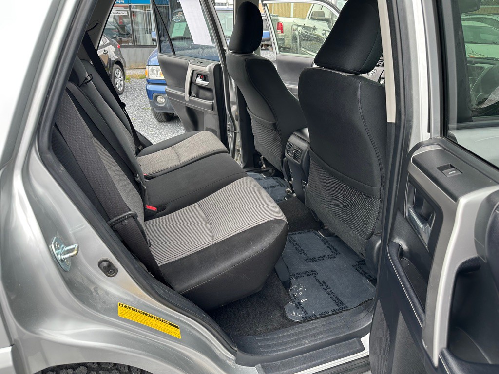 2019 Toyota 4Runner Image 14