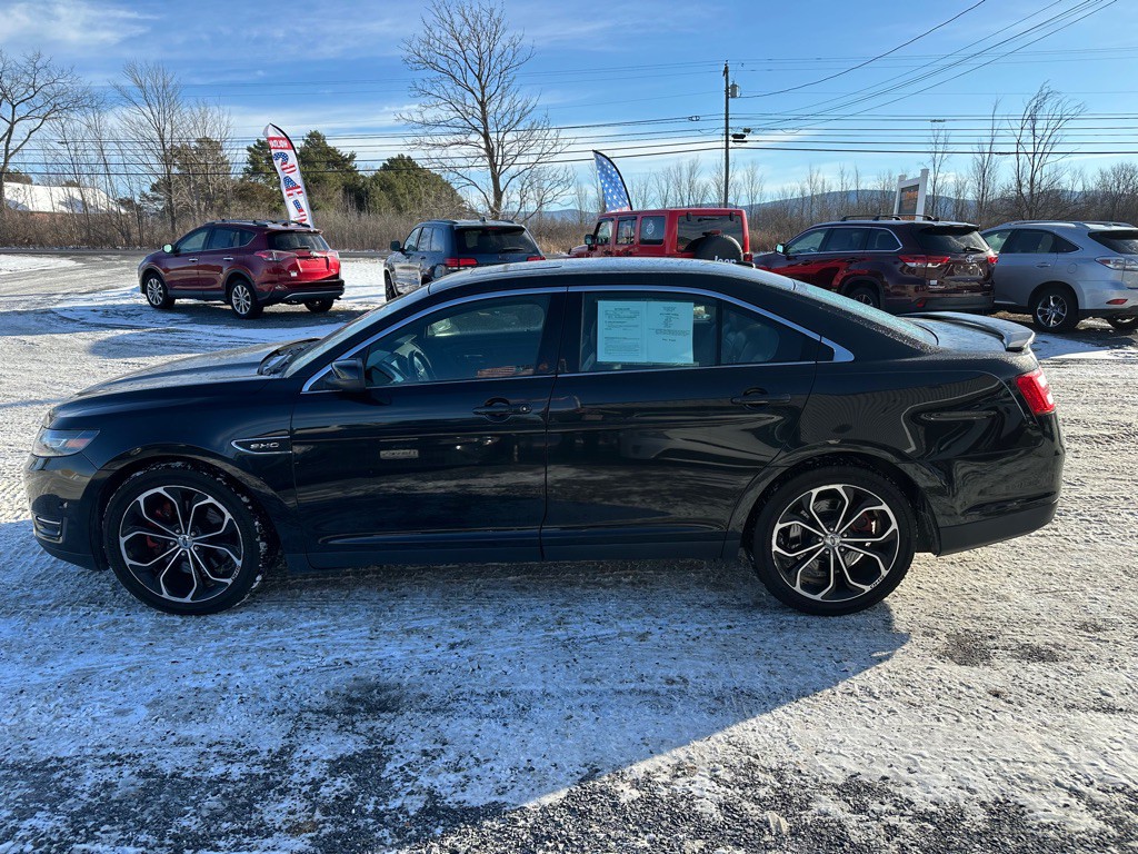 2013 Ford Taurus Image 2