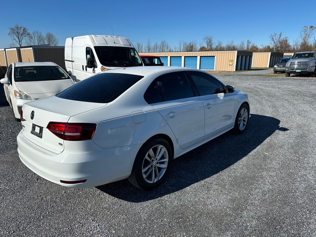 2017 Volkswagen Jetta Image 6