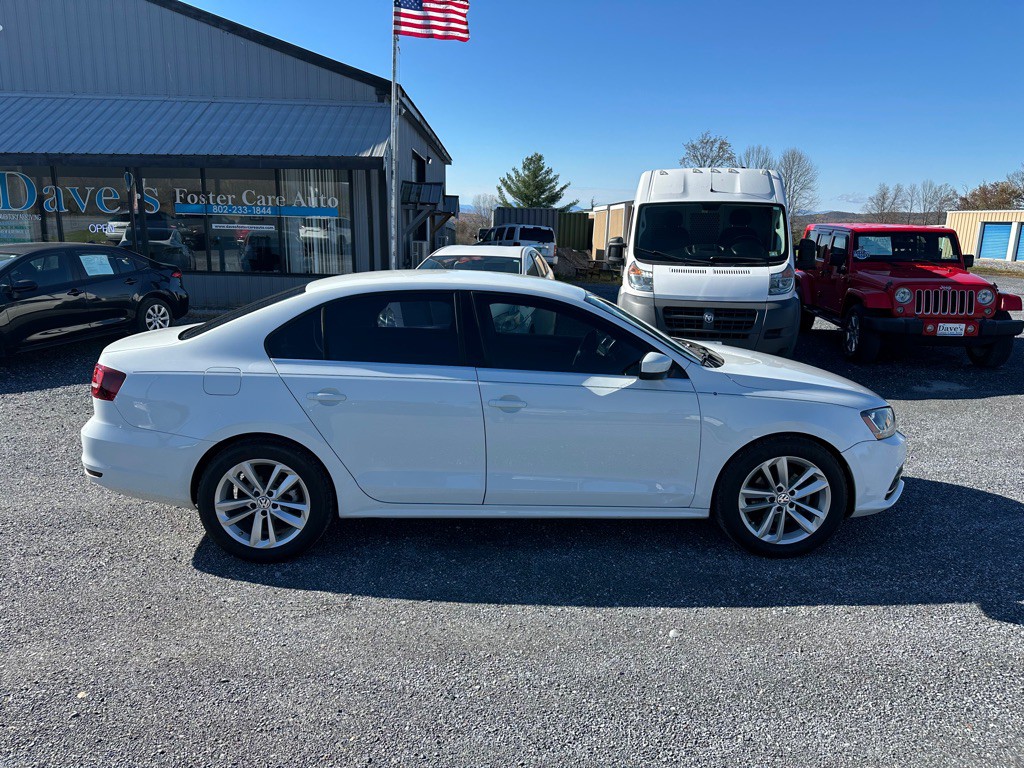 2017 Volkswagen Jetta Image 7