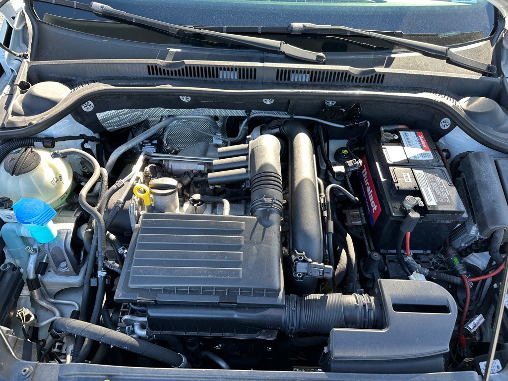 2017 Volkswagen Jetta Image 16