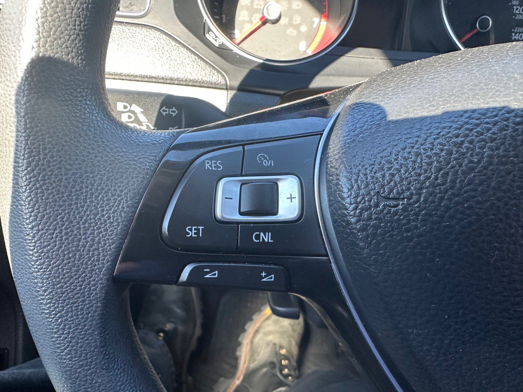 2017 Volkswagen Jetta Image 17