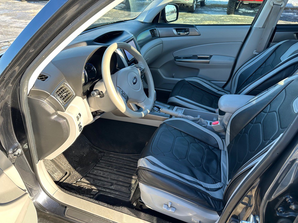 2012 Subaru Forester Image 10