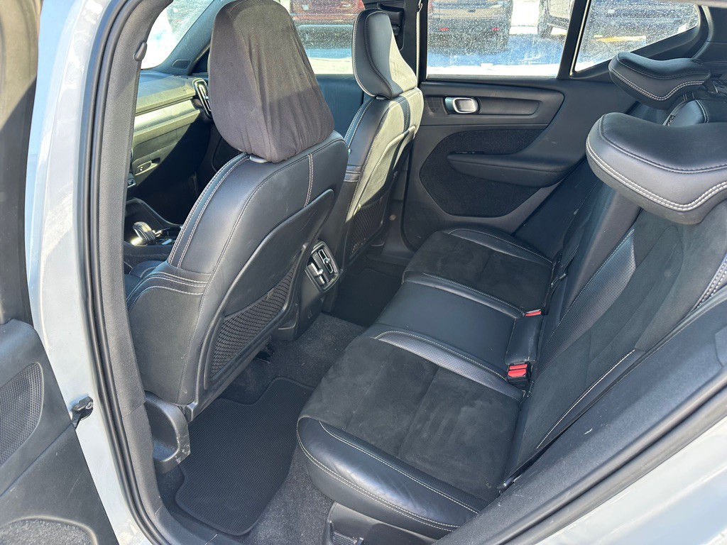 2020 Volvo XC40 Image 11