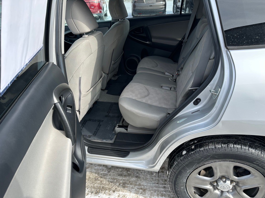 2012 Toyota Rav4 Image 10