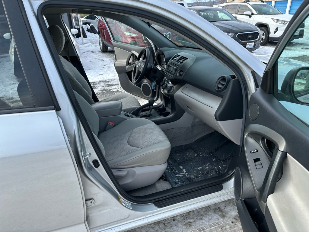 2012 Toyota Rav4 Image 14