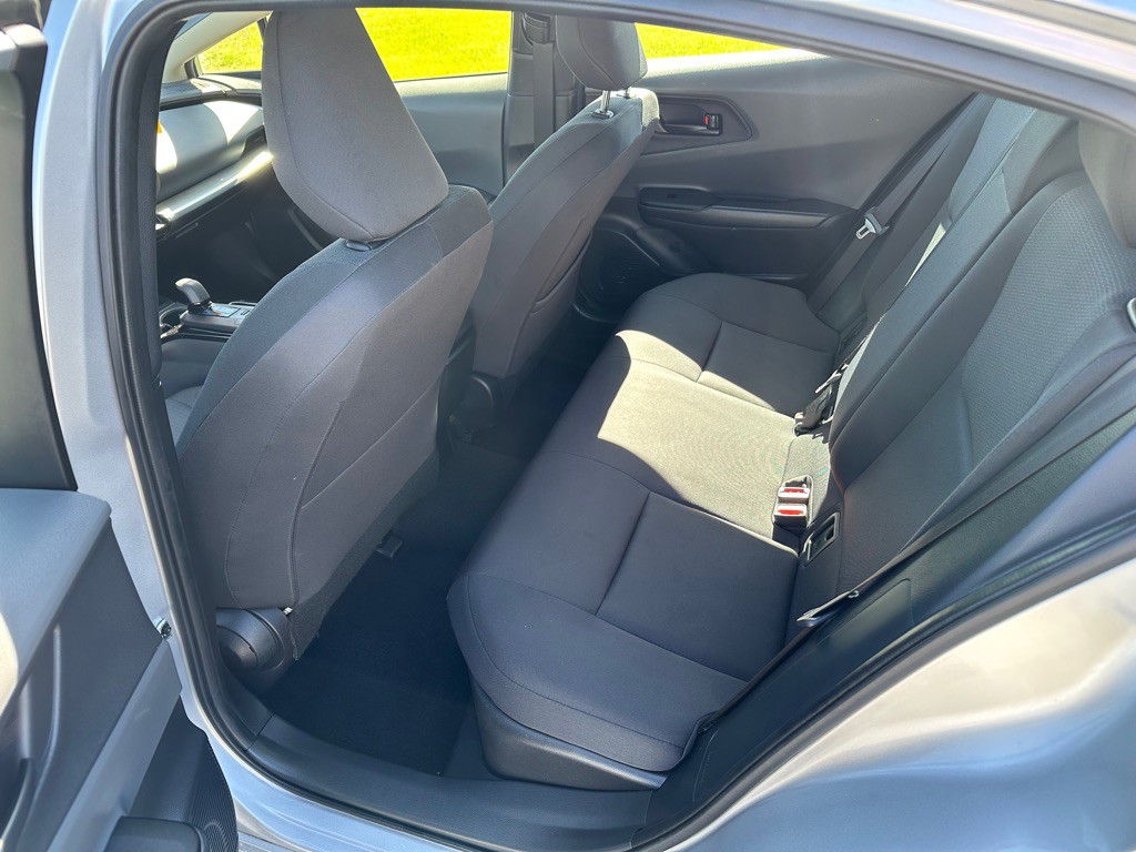 2024 Toyota Prius Image 11
