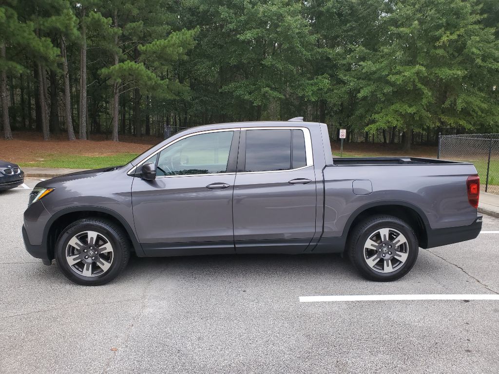 2017 Honda Ridgeline Image 4