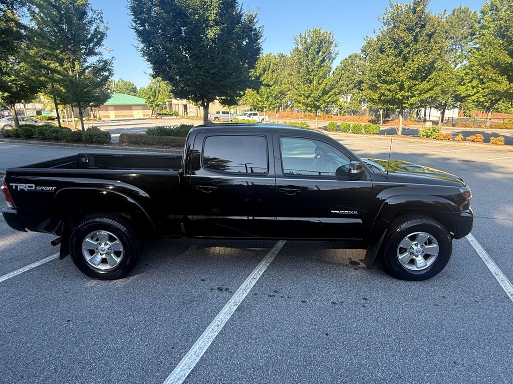 2014 Toyota Tacoma Image 8