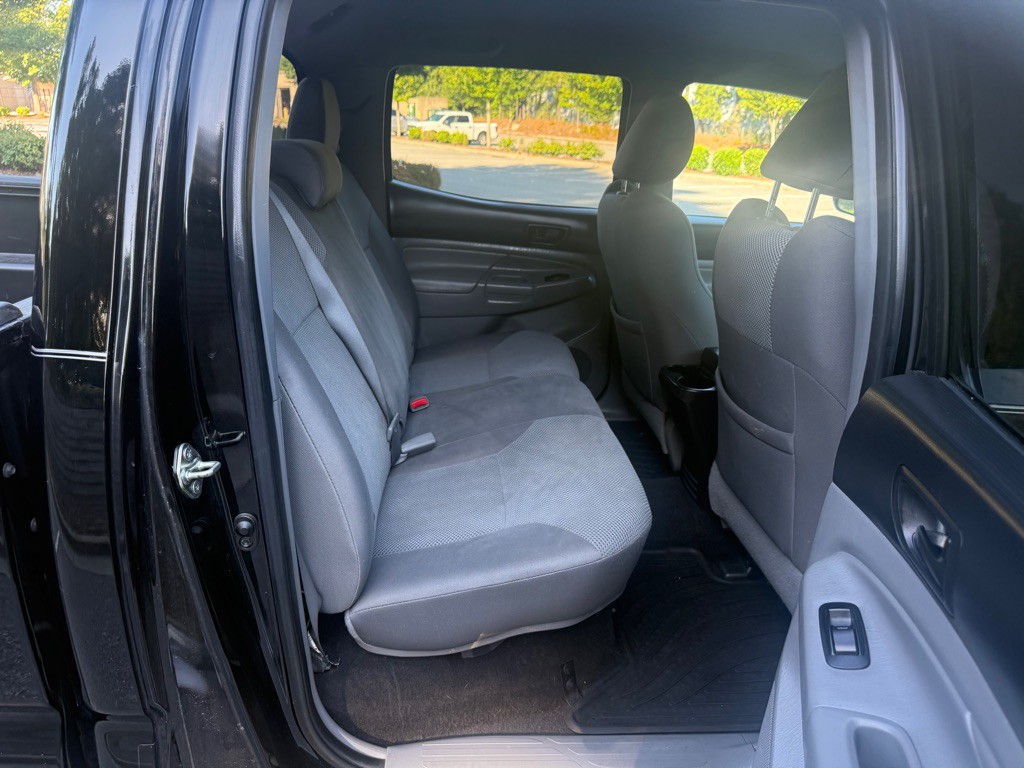2014 Toyota Tacoma Image 14