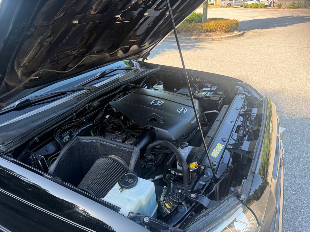 2014 Toyota Tacoma Image 25