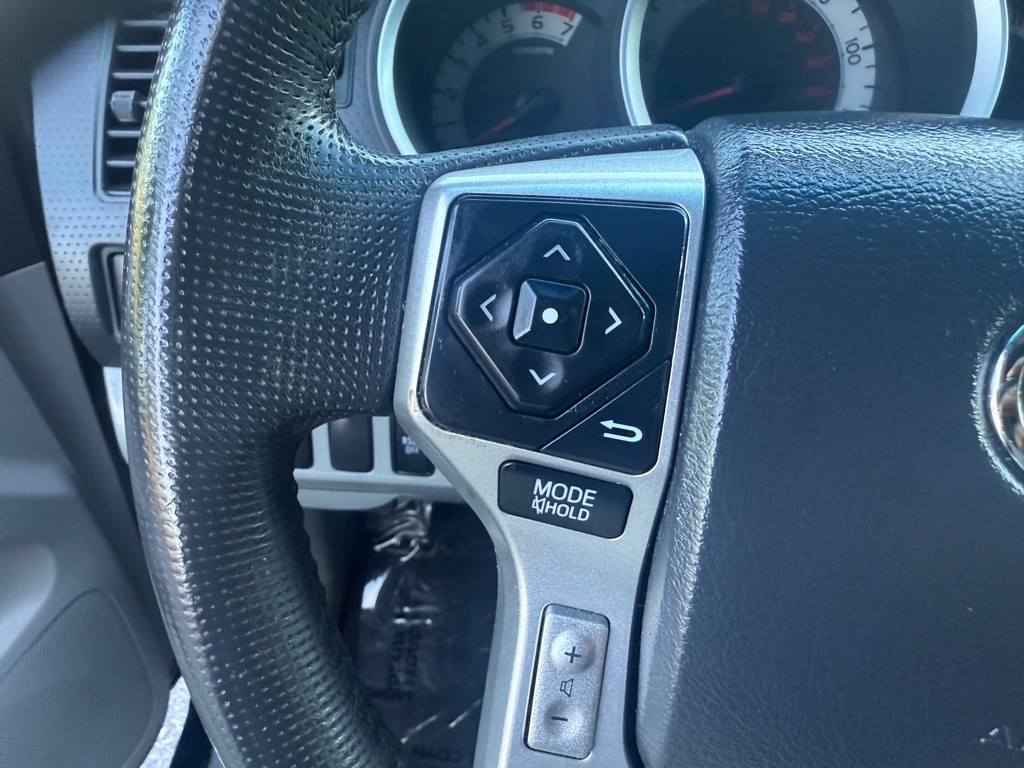 2014 Toyota Tacoma Image 31