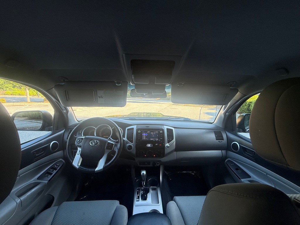 2014 Toyota Tacoma Image 43
