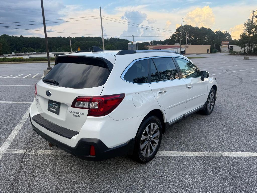 2018 Subaru Outback Image 5