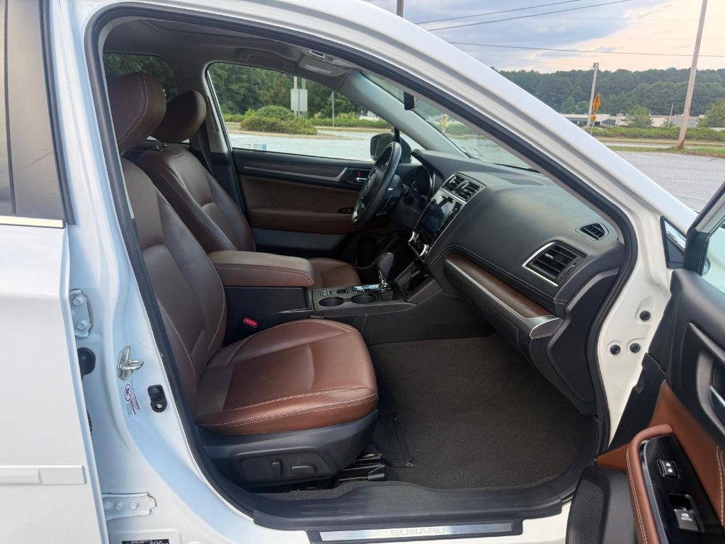 2018 Subaru Outback Image 17