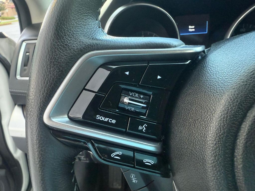 2018 Subaru Outback Image 39