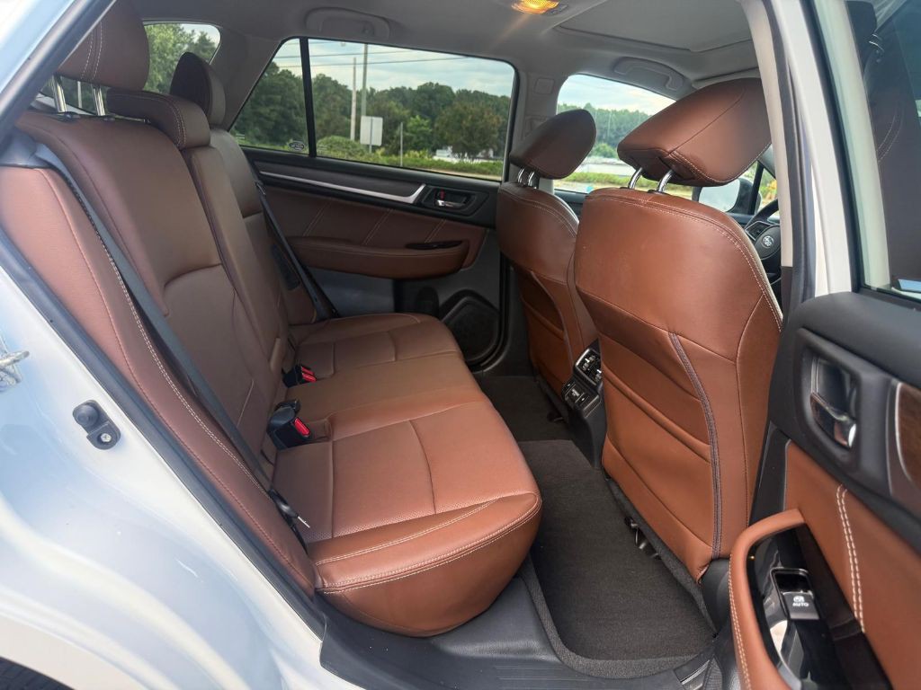 2018 Subaru Outback Image 15