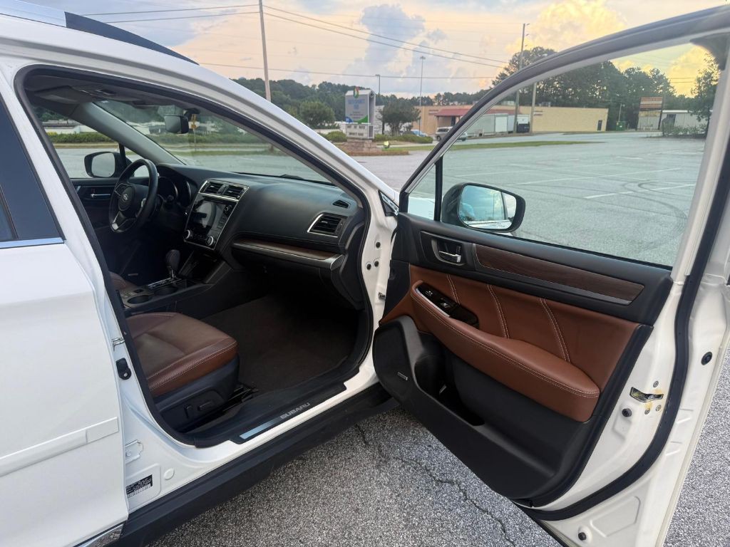 2018 Subaru Outback Image 16
