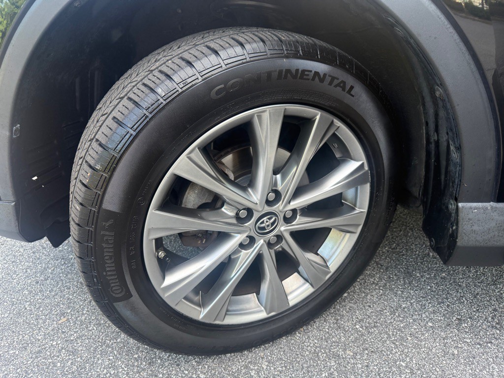 2016 Toyota Rav4 Image 16