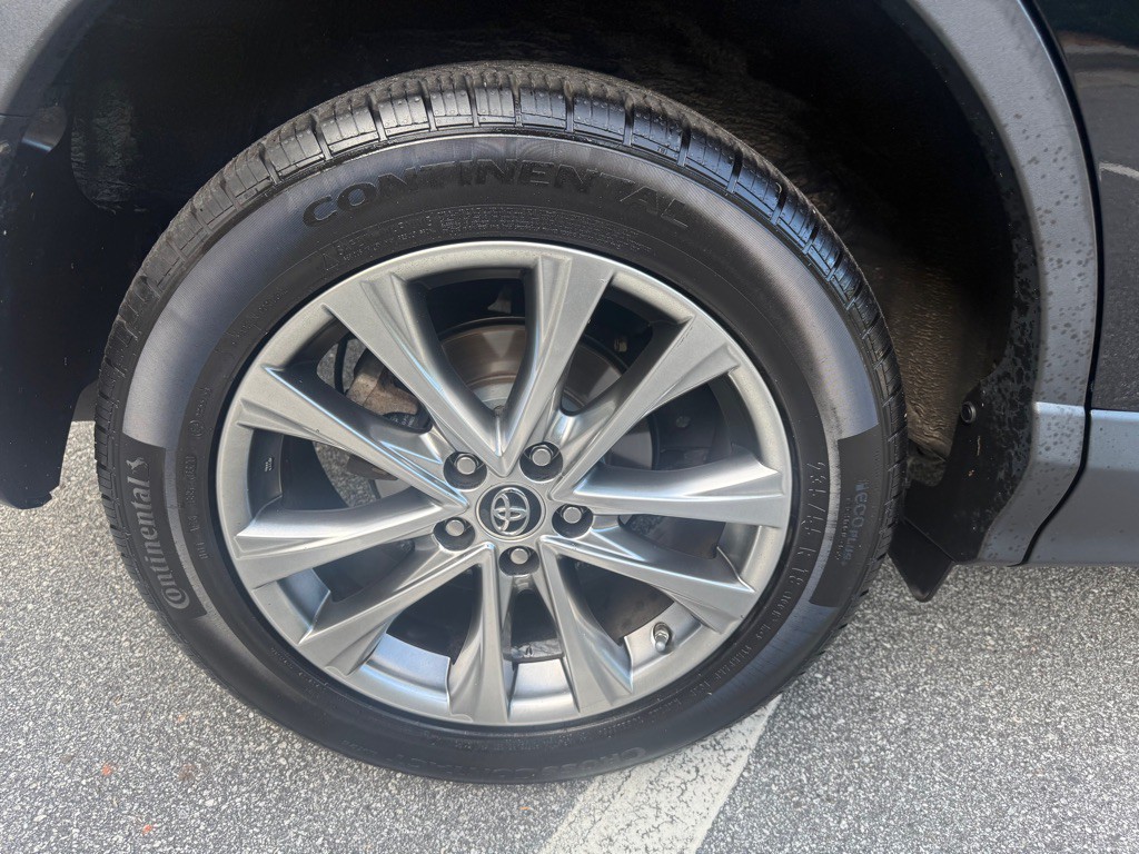 2016 Toyota Rav4 Image 18