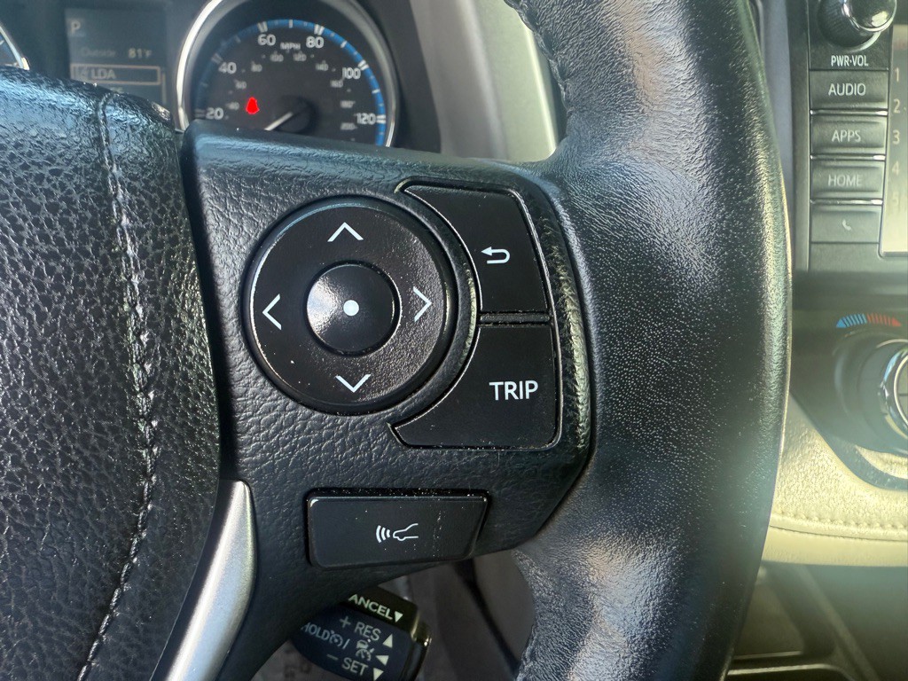 2016 Toyota Rav4 Image 30