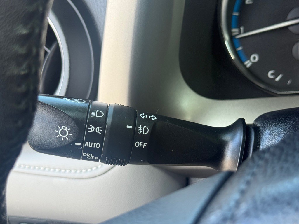 2016 Toyota Rav4 Image 31