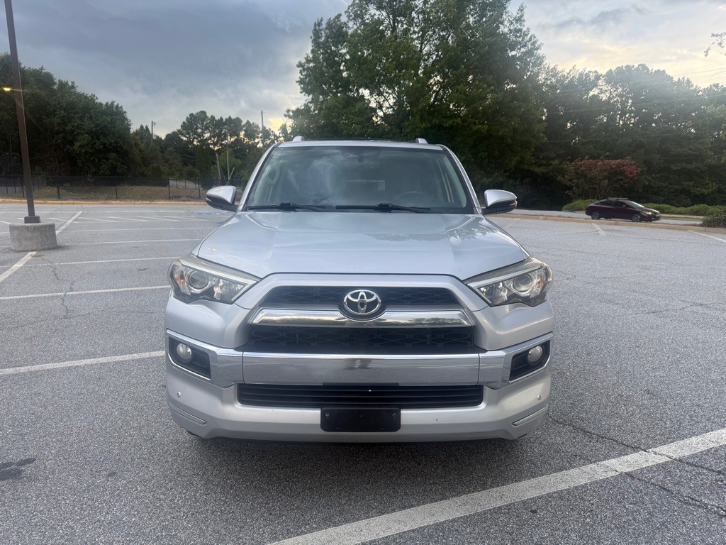 2017 Toyota 4Runner Image 2